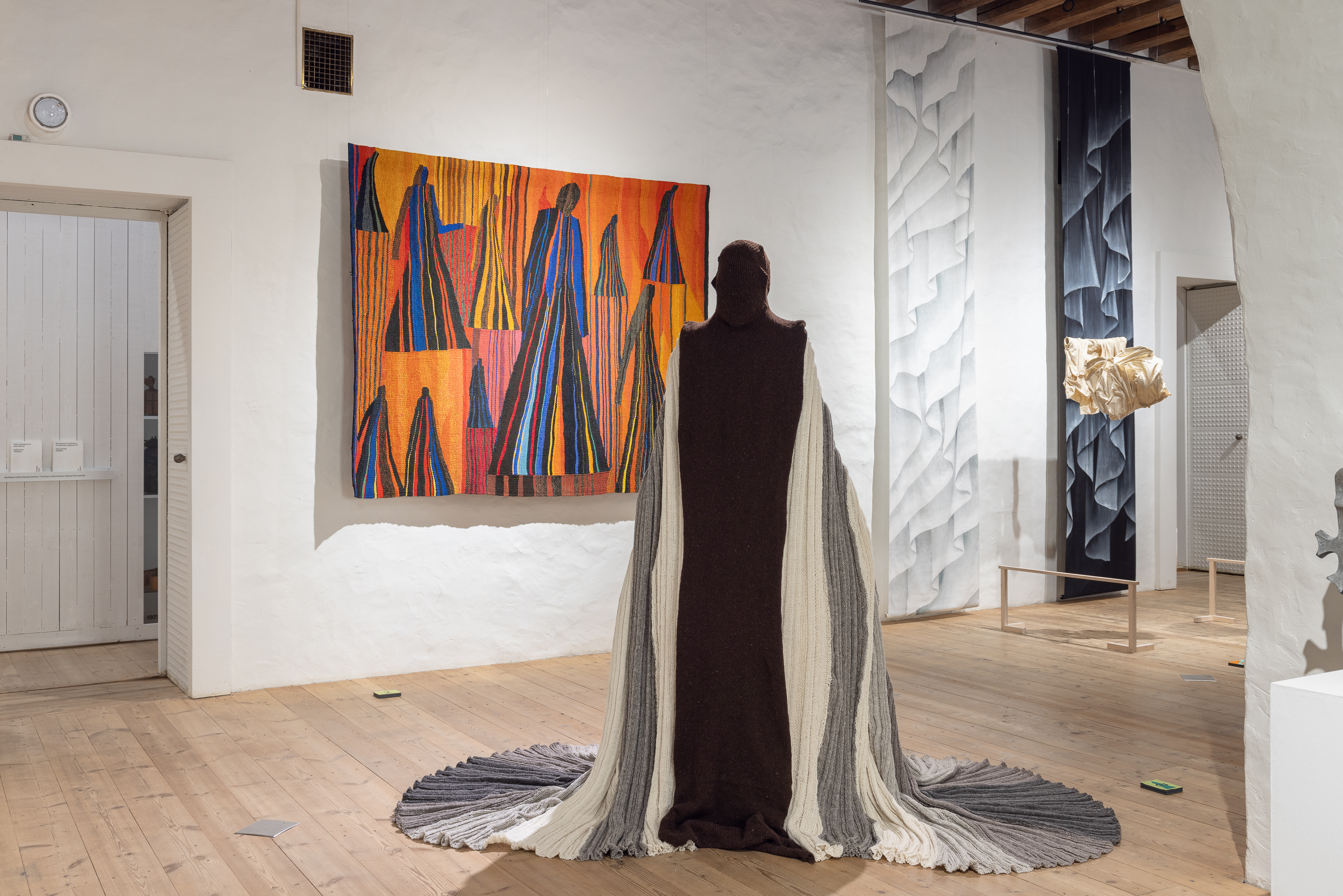 Undyed wool sculpture resembling an Estonian woman – by Alyona Movko-Mägi